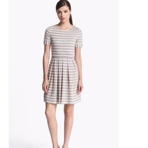 Women's Petite, Lined, Pleated, Striped, Short Sleeve Dress